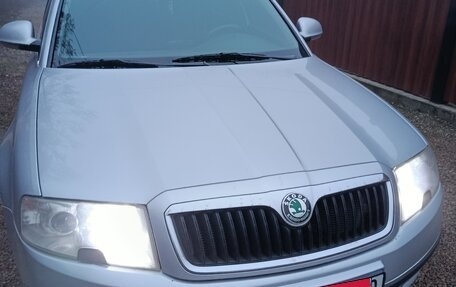 Skoda Superb III рестайлинг, 2008 год, 800 000 рублей, 2 фотография