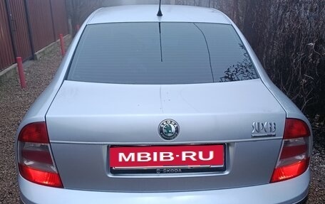 Skoda Superb III рестайлинг, 2008 год, 800 000 рублей, 3 фотография