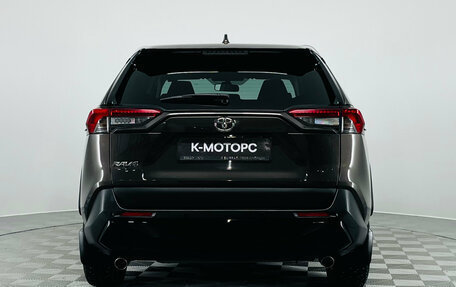 Toyota RAV4, 2020 год, 2 850 000 рублей, 6 фотография