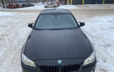 BMW 5 серия, 2011 год, 1 740 000 рублей, 4 фотография
