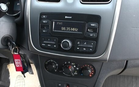 Renault Sandero II рестайлинг, 2018 год, 770 000 рублей, 18 фотография