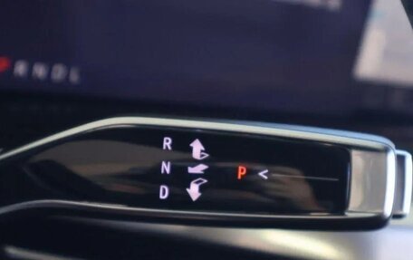 Cadillac Escalade V, 2025 год, 15 441 000 рублей, 28 фотография