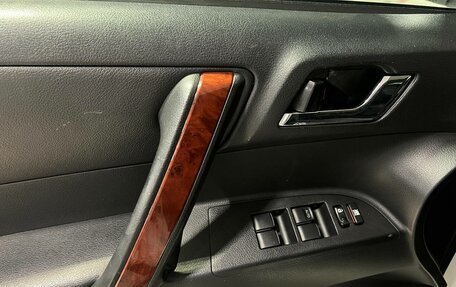 Toyota Highlander III, 2012 год, 2 199 000 рублей, 10 фотография