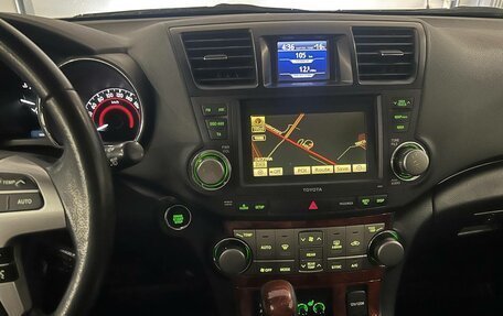 Toyota Highlander III, 2012 год, 2 199 000 рублей, 14 фотография