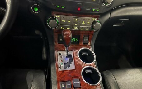 Toyota Highlander III, 2012 год, 2 199 000 рублей, 15 фотография