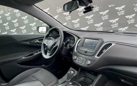 Chevrolet Malibu IX, 2016 год, 1 299 000 рублей, 26 фотография