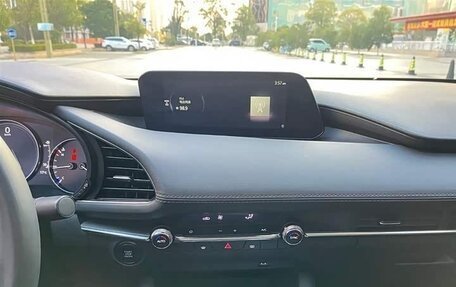 Mazda 3, 2022 год, 1 963 000 рублей, 13 фотография