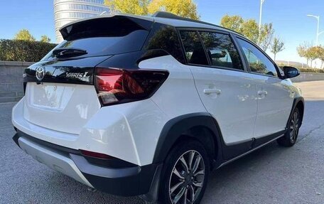 Toyota Yaris XP150 рестайлинг, 2022 год, 1 350 008 рублей, 4 фотография