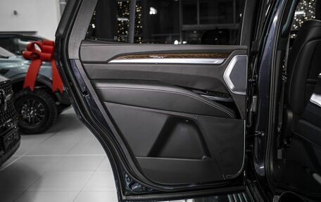 Cadillac Escalade V, 2025 год, 21 110 000 рублей, 26 фотография