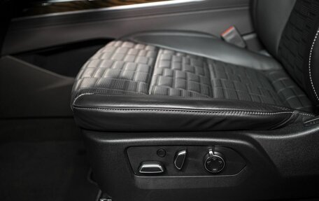 Cadillac Escalade V, 2025 год, 21 110 000 рублей, 25 фотография