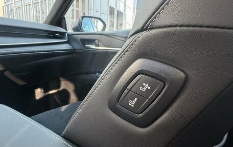 Toyota Camry, 2025 год, 4 950 000 рублей, 24 фотография