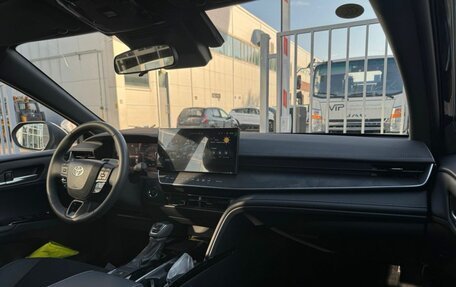 Toyota Camry, 2025 год, 4 950 000 рублей, 26 фотография