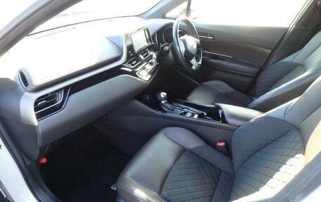 Toyota C-HR I рестайлинг, 2019 год, 1 300 555 рублей, 10 фотография