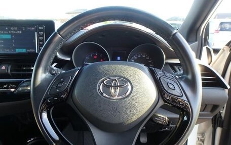 Toyota C-HR I рестайлинг, 2019 год, 1 300 555 рублей, 9 фотография