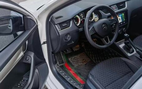 Skoda Octavia IV, 2021 год, 2 000 000 рублей, 6 фотография