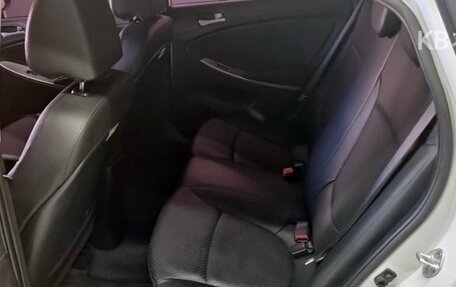 Hyundai Accent IV, 2019 год, 956 000 рублей, 10 фотография