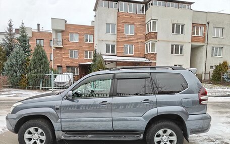 Toyota Land Cruiser Prado 120 рестайлинг, 2004 год, 1 490 000 рублей, 3 фотография