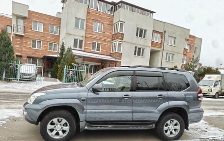 Toyota Land Cruiser Prado 120 рестайлинг, 2004 год, 1 490 000 рублей, 2 фотография