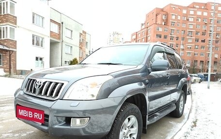 Toyota Land Cruiser Prado 120 рестайлинг, 2004 год, 1 490 000 рублей, 12 фотография