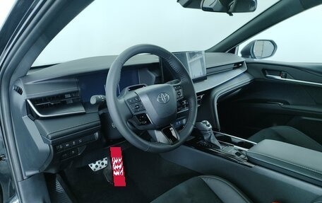 Toyota Camry, 2025 год, 4 799 000 рублей, 17 фотография