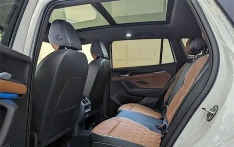 Volkswagen Tiguan, 2025 год, 4 842 000 рублей, 6 фотография