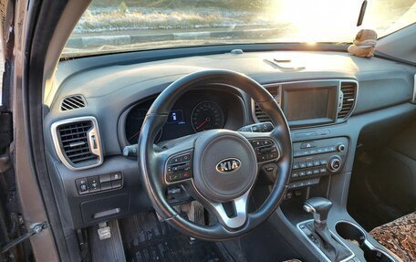 KIA Sportage IV рестайлинг, 2017 год, 2 150 000 рублей, 12 фотография