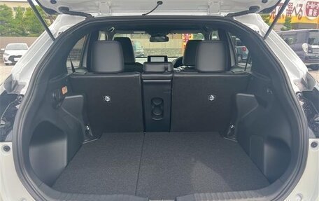 Toyota Yaris Cross, 2022 год, 1 500 008 рублей, 15 фотография