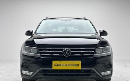 Volkswagen Tiguan II, 2021 год, 1 850 008 рублей, 2 фотография