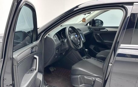 Volkswagen Tiguan II, 2021 год, 1 850 008 рублей, 13 фотография