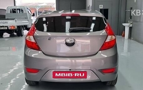 Hyundai Accent IV, 2018 год, 1 034 000 рублей, 4 фотография