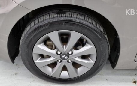 Hyundai Accent IV, 2018 год, 1 034 000 рублей, 10 фотография