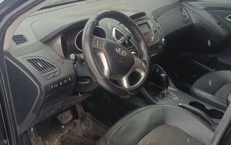 Hyundai ix35 I рестайлинг, 2011 год, 700 000 рублей, 9 фотография