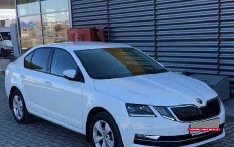 Skoda Octavia, 2018 год, 1 550 000 рублей, 2 фотография