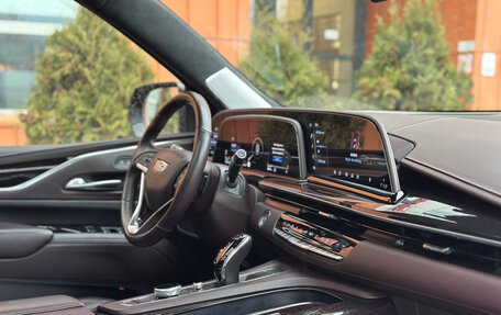 Cadillac Escalade V, 2022 год, 8 750 000 рублей, 11 фотография