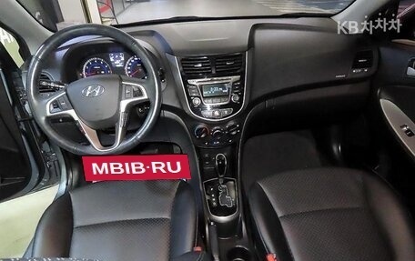 Hyundai Accent IV, 2019 год, 1 190 000 рублей, 7 фотография