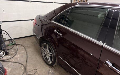 Mercedes-Benz E-Класс, 2012 год, 2 500 000 рублей, 10 фотография