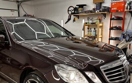 Mercedes-Benz E-Класс, 2012 год, 2 500 000 рублей, 16 фотография