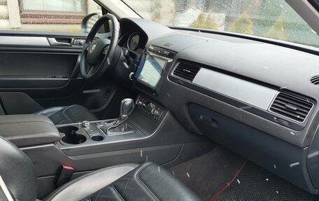 Volkswagen Touareg III, 2014 год, 1 950 000 рублей, 10 фотография