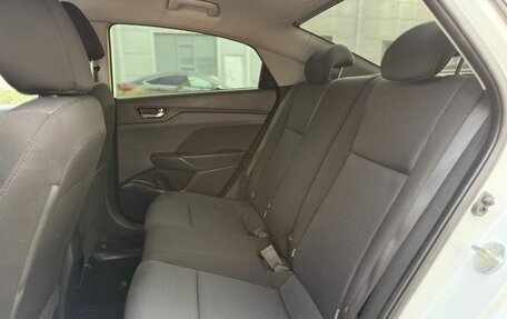 Hyundai Solaris II рестайлинг, 2019 год, 908 000 рублей, 10 фотография