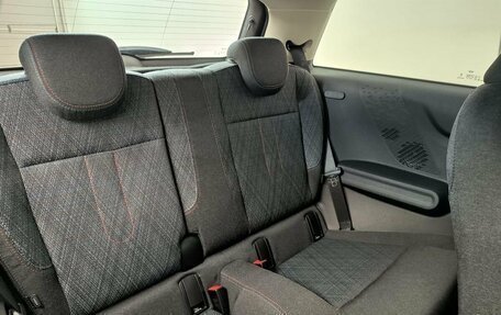 MINI Hatch, 2024 год, 5 150 000 рублей, 9 фотография