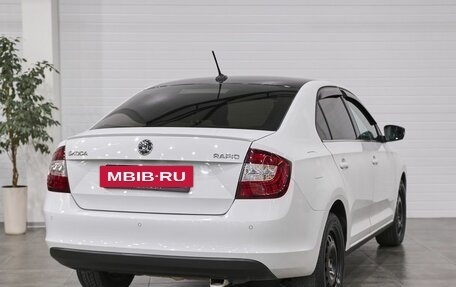 Skoda Rapid I, 2017 год, 1 050 000 рублей, 4 фотография