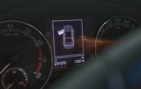 Skoda Rapid I, 2017 год, 1 050 000 рублей, 24 фотография