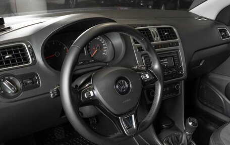 Volkswagen Polo VI (EU Market), 2017 год, 1 100 000 рублей, 5 фотография