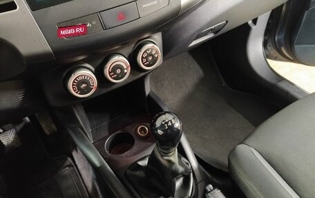 Mitsubishi Outlander III рестайлинг 3, 2008 год, 836 000 рублей, 9 фотография