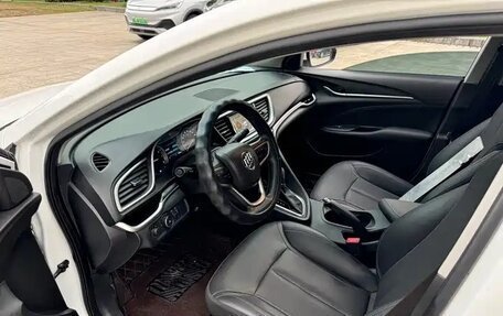 Buick Excelle III, 2021 год, 1 080 000 рублей, 10 фотография