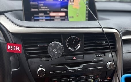 Lexus RX IV рестайлинг, 2017 год, 4 850 000 рублей, 14 фотография