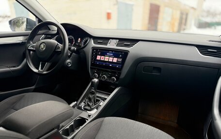 Skoda Octavia, 2018 год, 1 580 000 рублей, 10 фотография