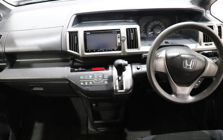 Honda Stepwgn IV, 2012 год, 1 390 000 рублей, 15 фотография