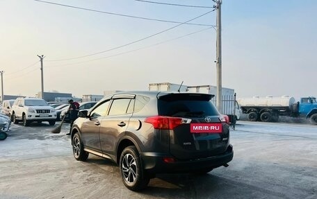 Toyota RAV4, 2014 год, 1 799 000 рублей, 4 фотография