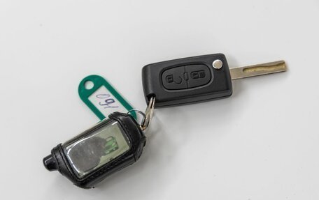 Peugeot 308 II, 2011 год, 468 000 рублей, 33 фотография